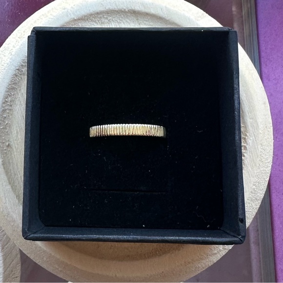 Catbird Grand 14k Gold Fountain Ring - Picture 2 of 11